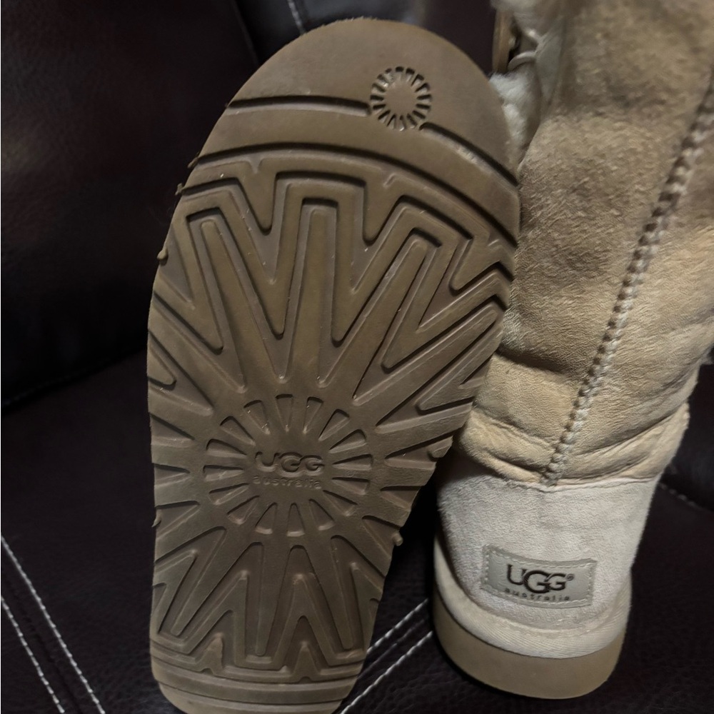 UGG Beige Bailey Button Button Boots - Picture 4 of 6
